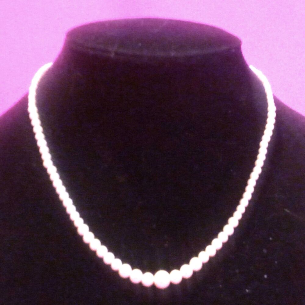 Vintage 1928 Jewelry Co White Graduated Faux Pearl Necklace 18"